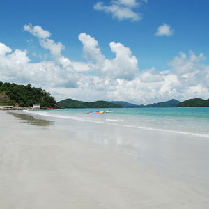 Пляж Тенга