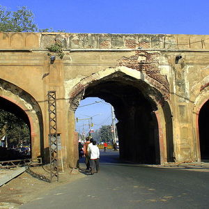 Tripolia Gates