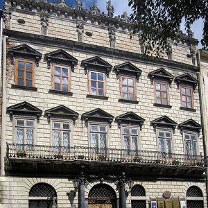 Korniakt Palace