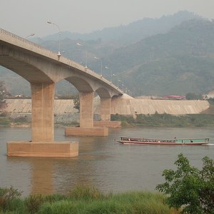 Четвёртый мост тайско-лаосской дружбы