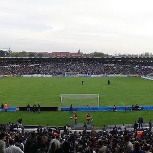 Стадион Чабан-Дельмас