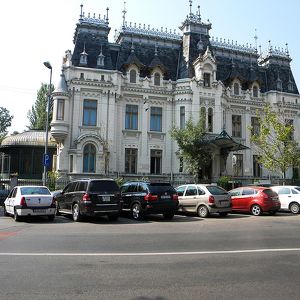 Дворец Крецулеску