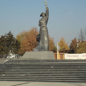 Памятник Аврора