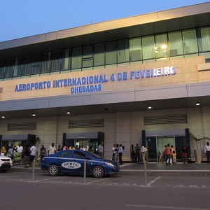 Aeroporto Internacional Quatro de Fevereiro