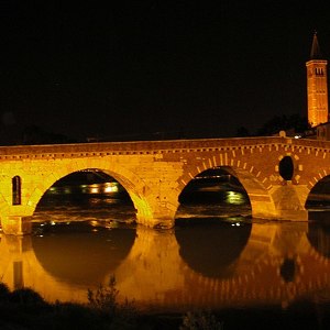 Ponte Pietra