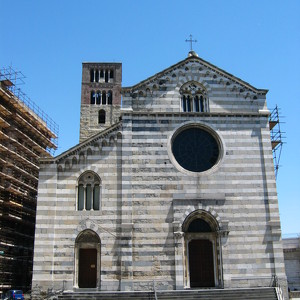 Церковь Санто-Стефано